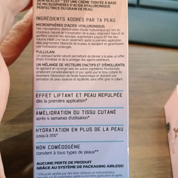 Skin Realist Foundation - And Caramel Settings Power - Picture 6 of 7